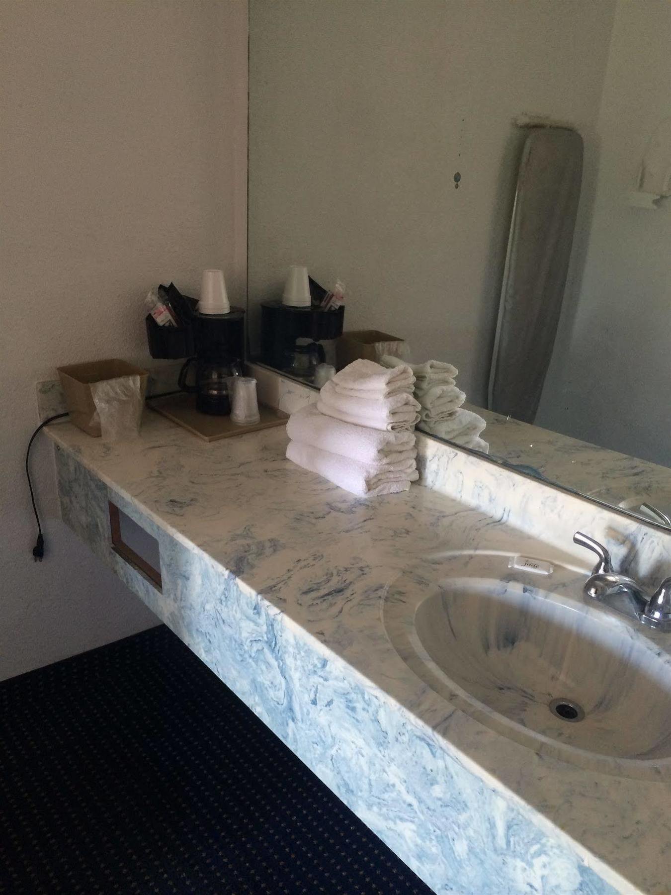 Broadway Inn Express Biloxi Zewnętrze zdjęcie